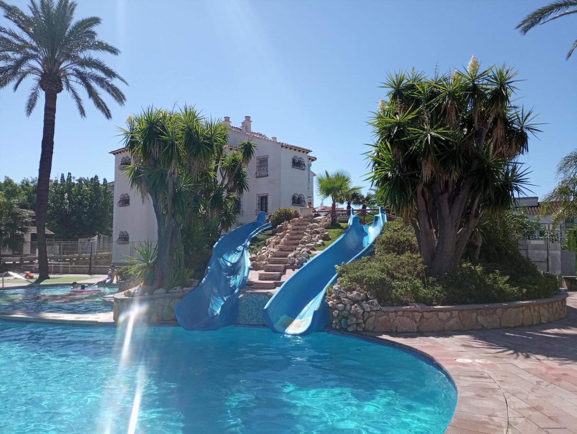 Alojamiento Con Piscina Y Chiringuito Denia Kültér fotó